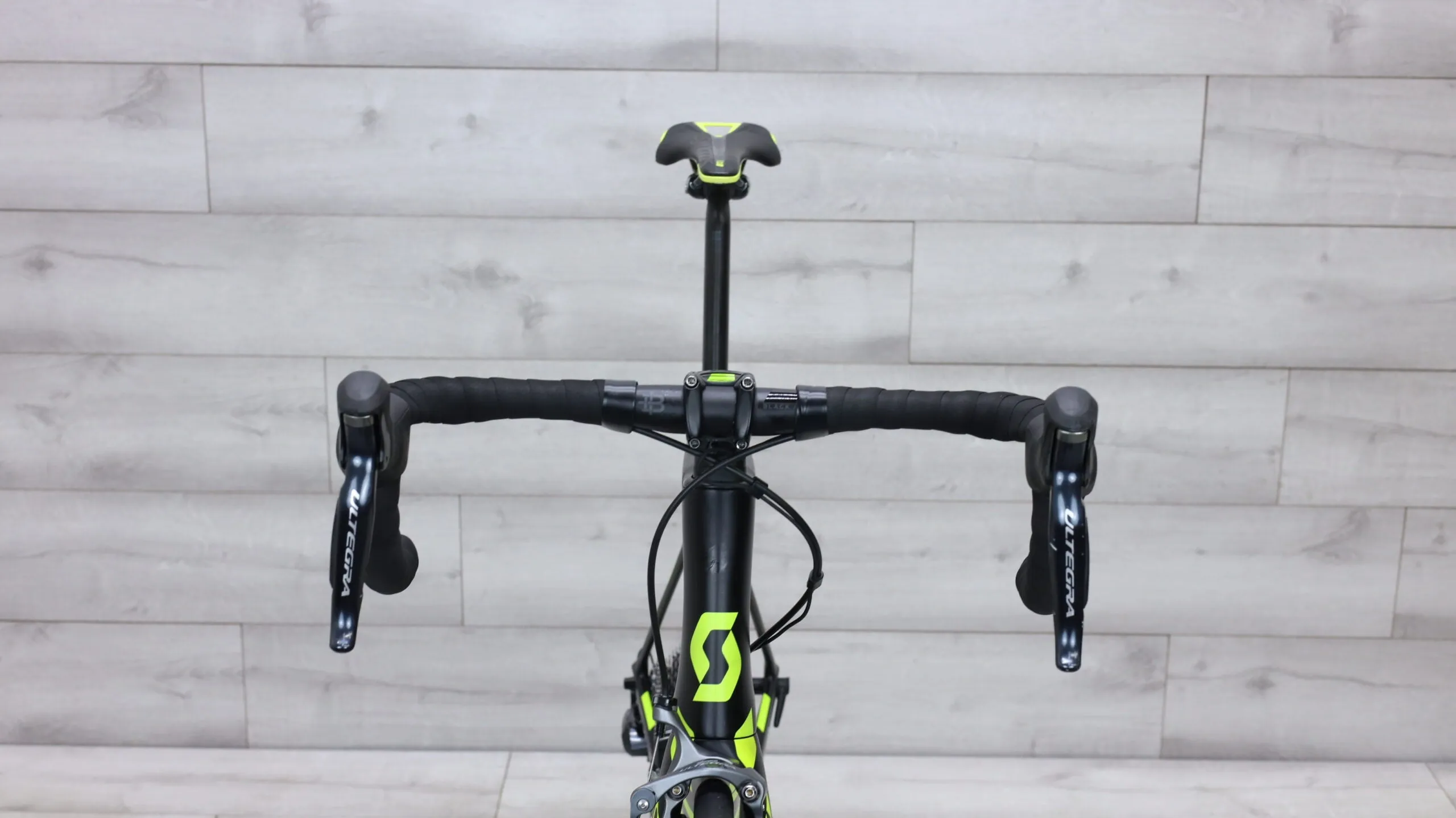 2016 Scott Foil 10  Road Bike - 56cm