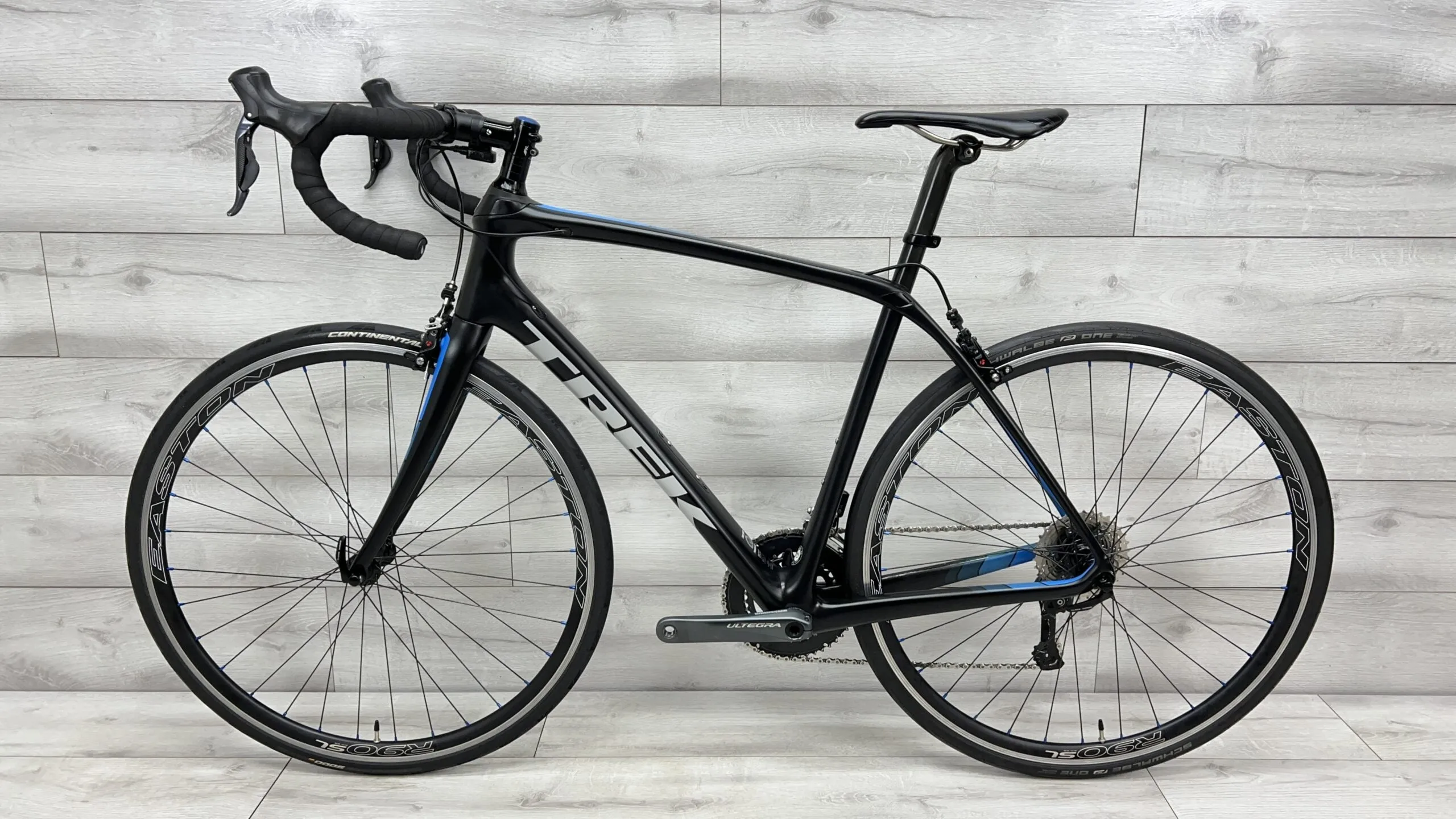 2017 Trek Domane SL 7  Road Bike - 56cm