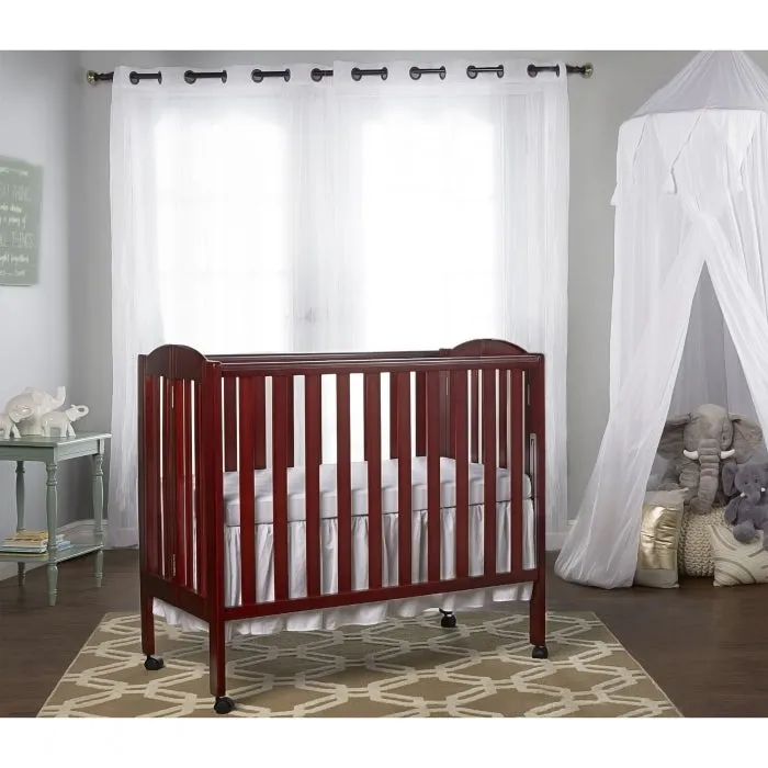 Dream On Me (Curved) 3 in 1 Folding Portable Crib   Free 3" Mattress